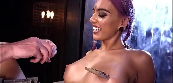  Hot slave gets orgasm on device bondage